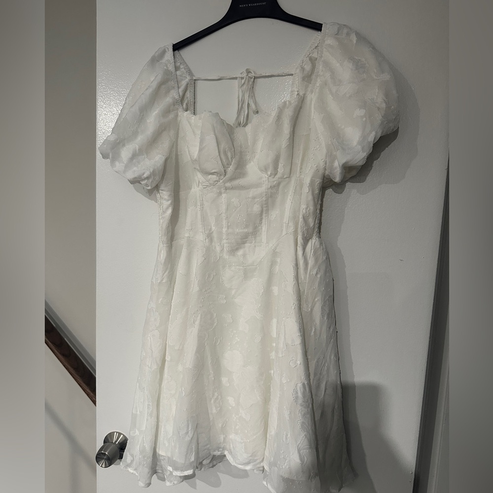 SHEIN White Puff Sleeve Dress